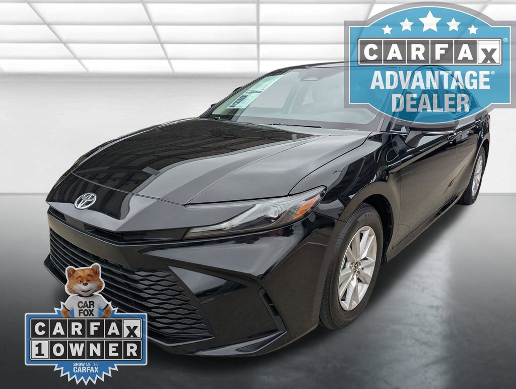 Used 2025 Toyota Camry LE FWD image 23