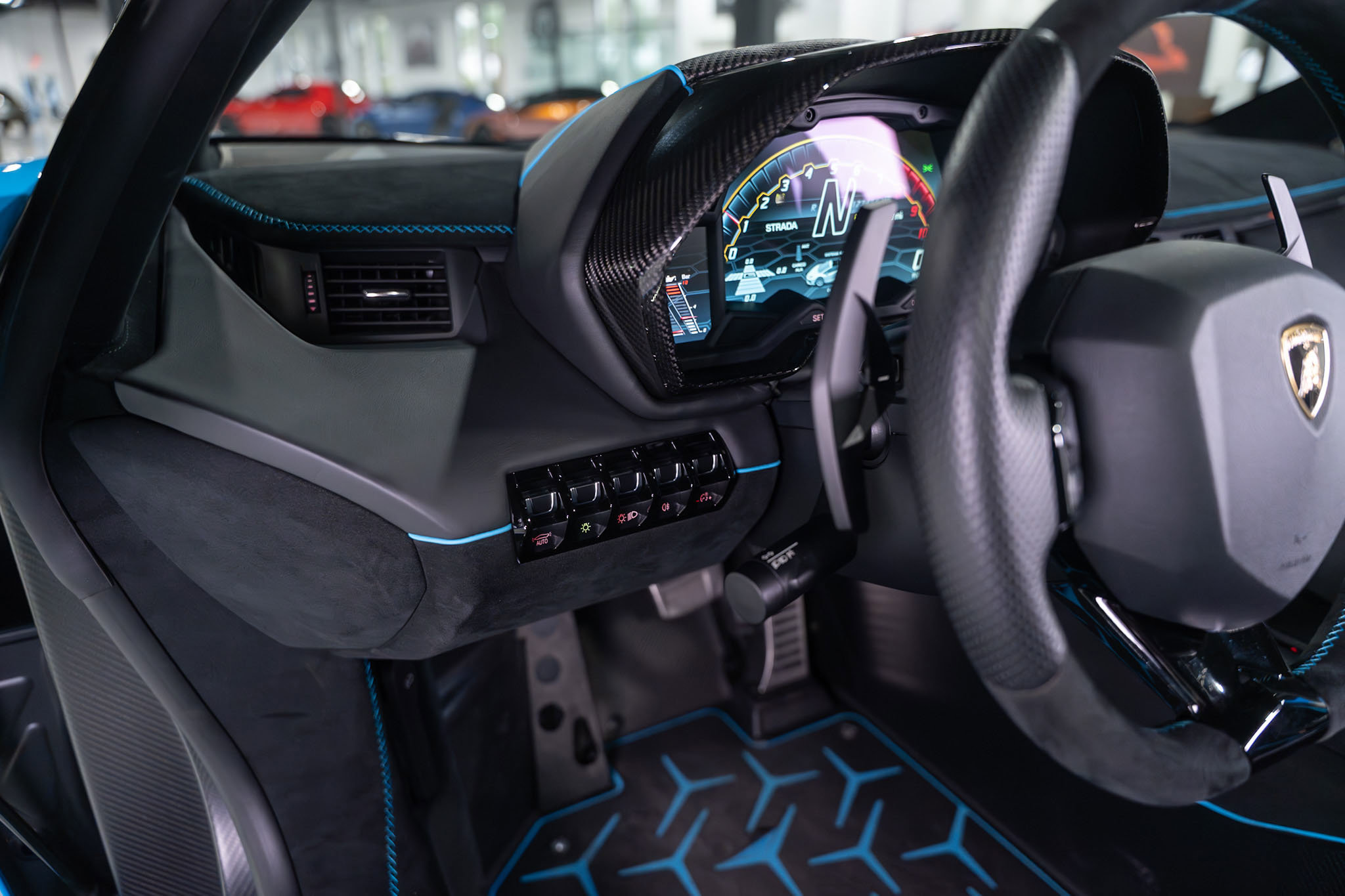 Used 2021 Lamborghini Aventador SVJ image 42