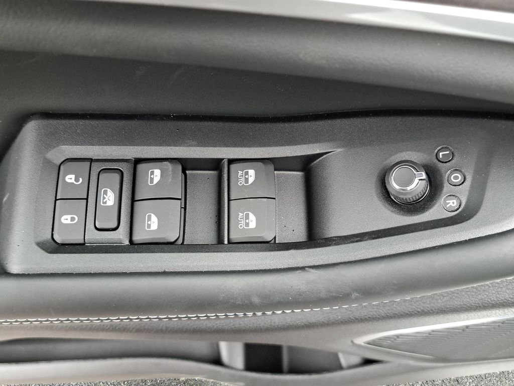 New 2026 Jeep Grand Cherokee L Limited image 31