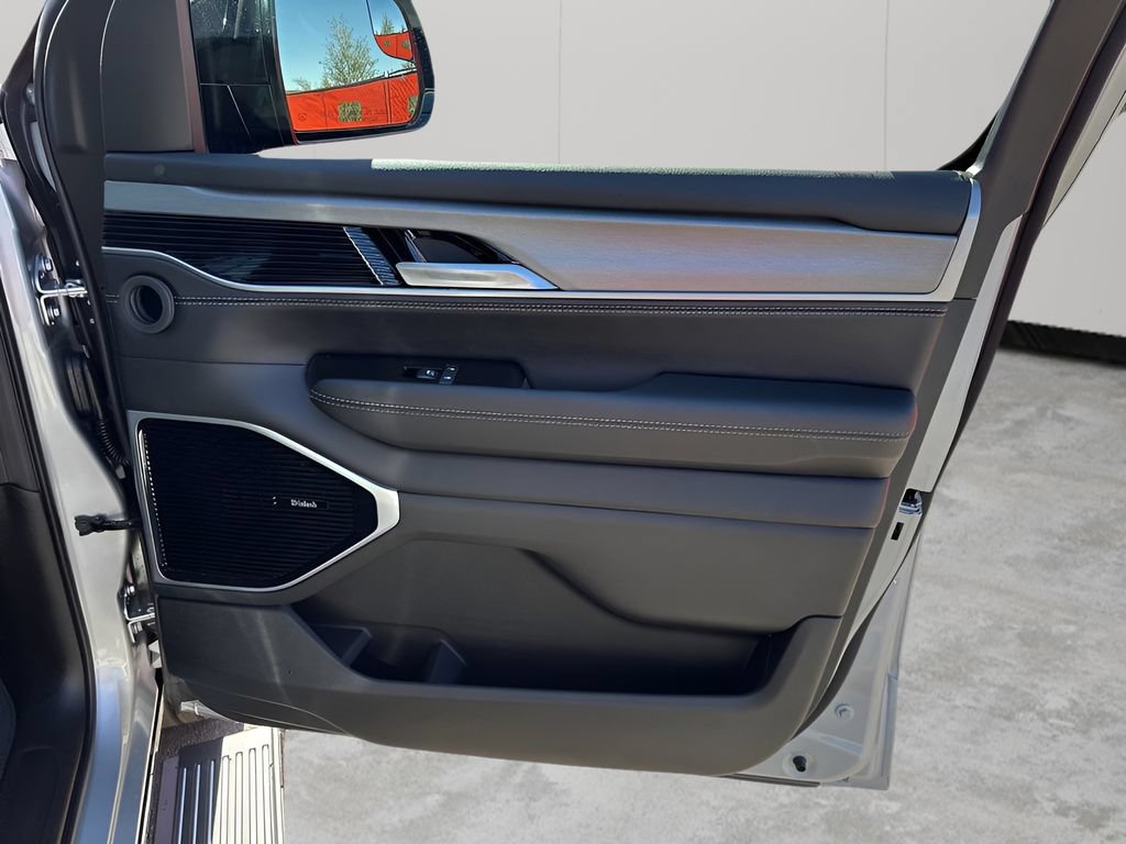 New 2026 Jeep Grand Wagoneer Limited AWD/4WD image 14