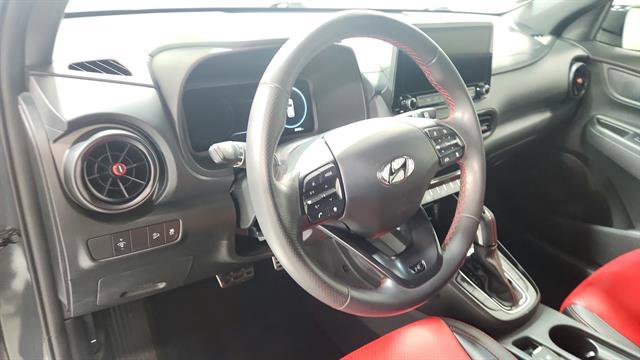 Used 2022 Hyundai Kona N Line w/ Tech Package image 11