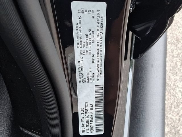 Used 2025 RAM 1500 Tradesman w/ Night Edition AWD/4WD image 30