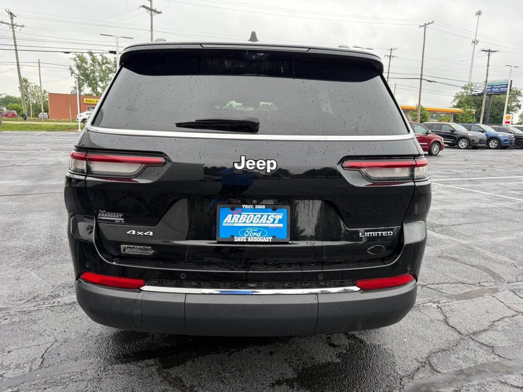 Used 2023 Jeep Grand Cherokee L Limited w/ Luxury Tech Group II AWD/4WD image 5