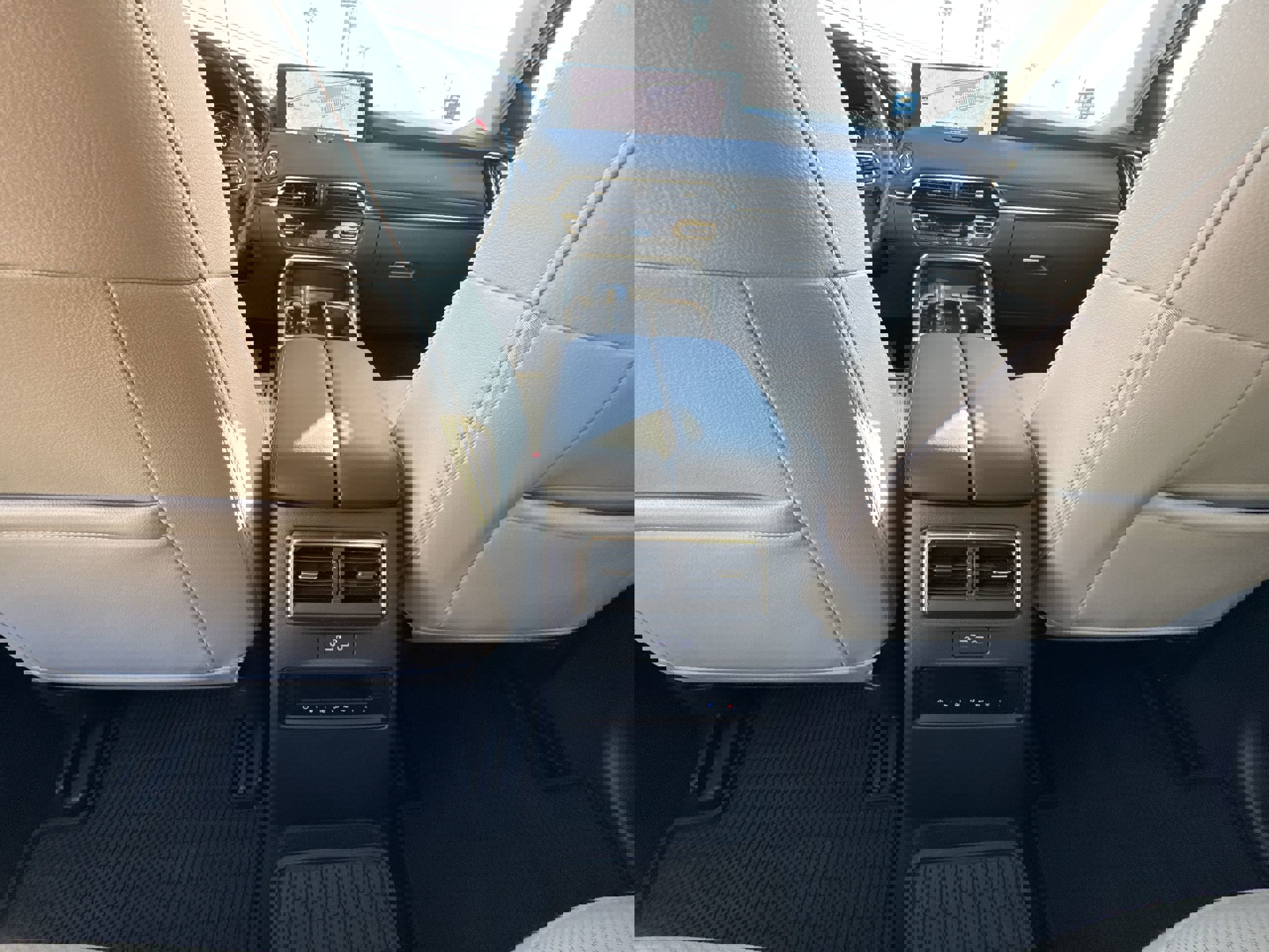 Used 2025 MAZDA CX-90 Plug-In Hybrid w/Premium Sport image 22