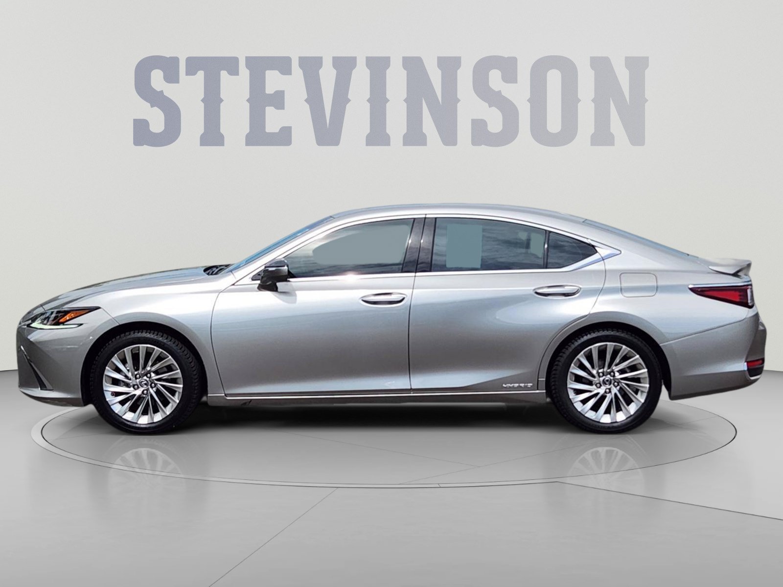 Certified 2021 Lexus ES 300h w/ Luxury Package FWD image 2