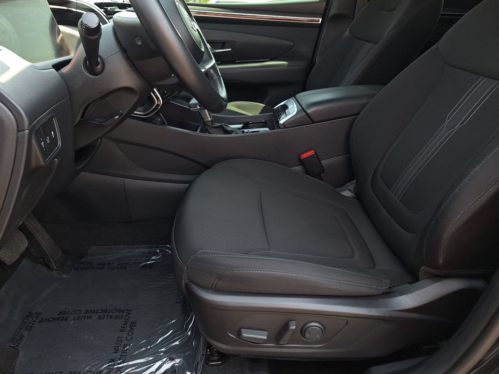 Certified 2022 Hyundai Tucson SEL w/ Convenience Package FWD image 11