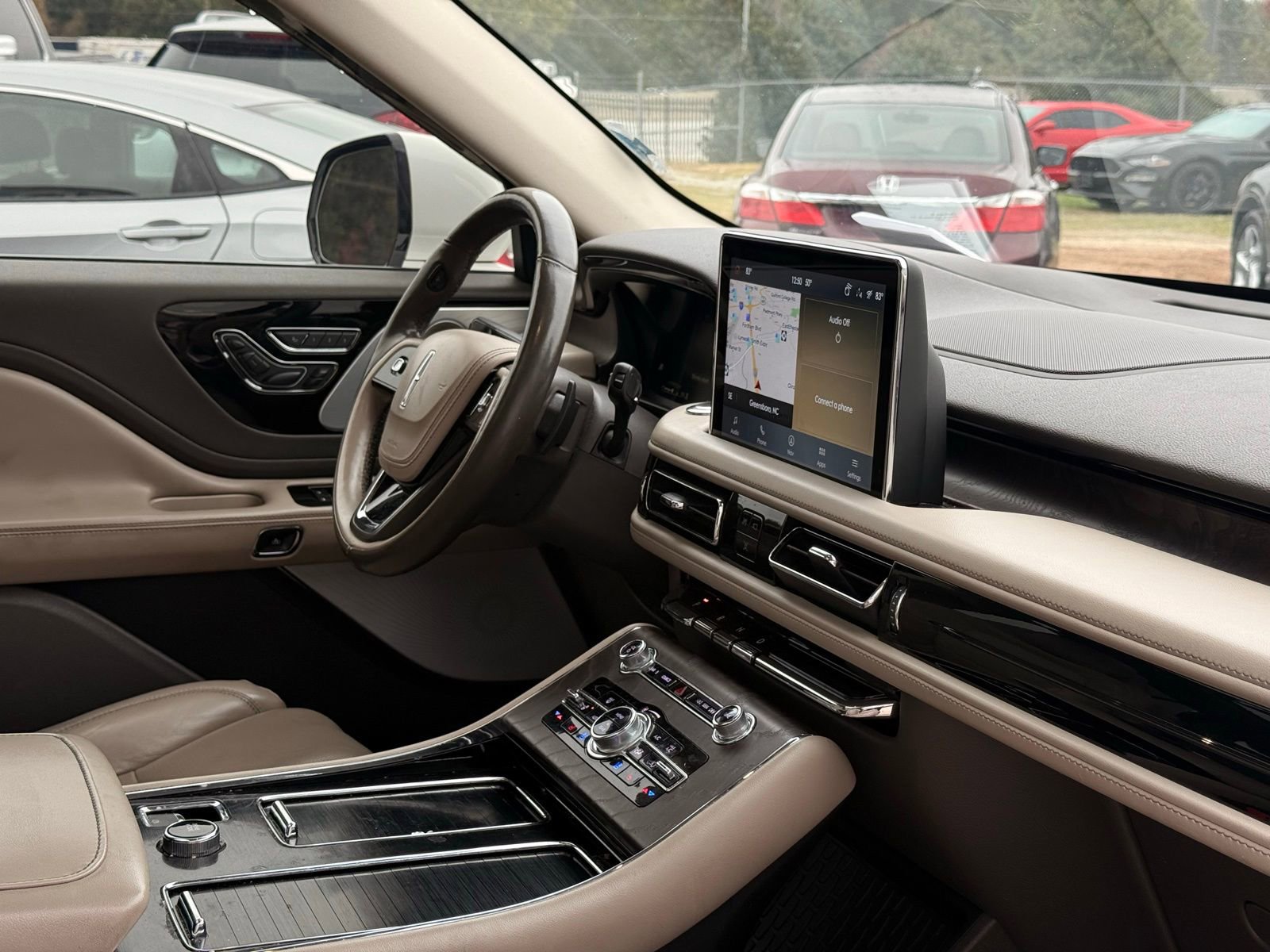 Used 2021 Lincoln Aviator Reserve w/ Equipment Group 210A image 32