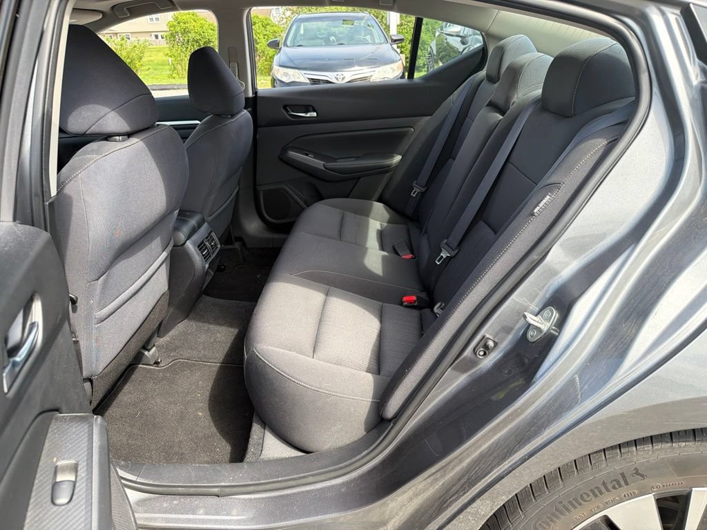 Used 2019 Nissan Altima 2.5 SV FWD image 10