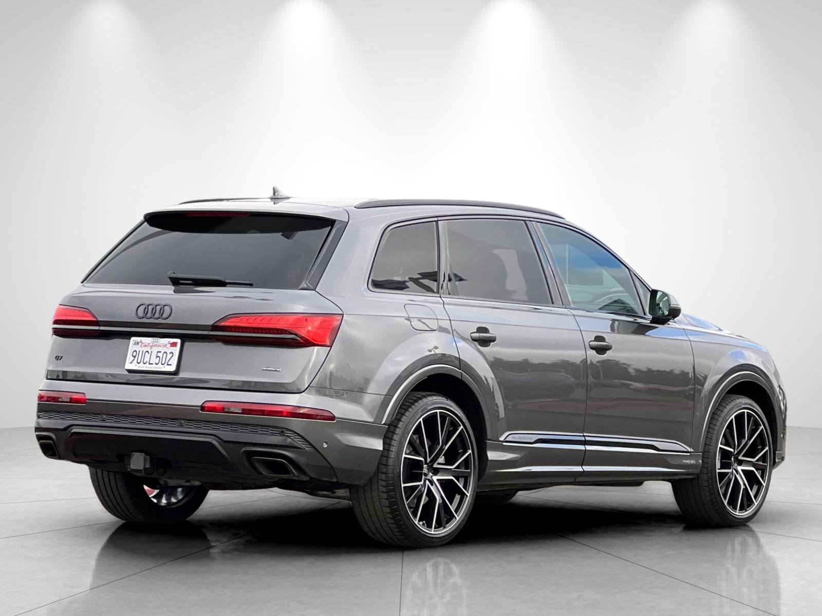 Used 2025 Audi Q7 3.0T Premium Plus w/ Premium Plus Package image 5