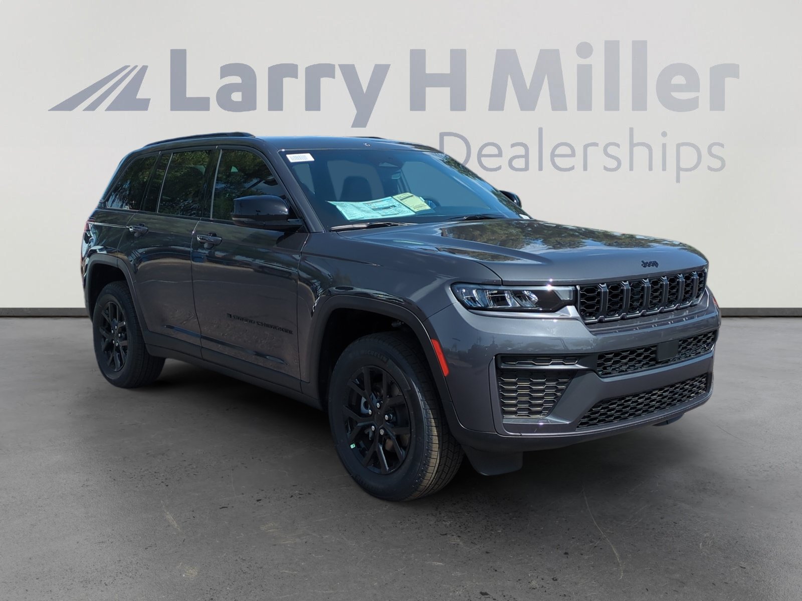 New 2026 Jeep Grand Cherokee Altitude AWD/4WD image 7