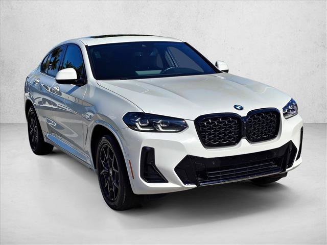 Certified 2023 BMW X4 xDrive30i w/ M Sport Package AWD/4WD image 3