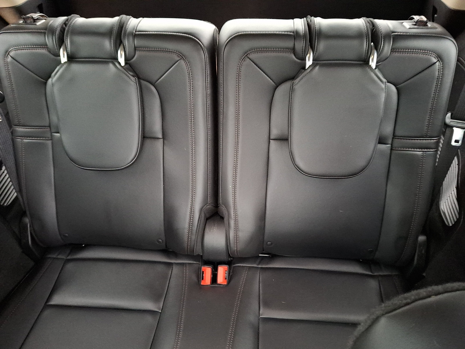 Used 2021 Lincoln Aviator Reserve w/ Elements Package Plus AWD/4WD image 12