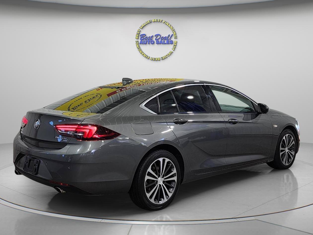 Used 2018 Buick Regal Essence w/ Driver Confidence Package #1 AWD/4WD image 5