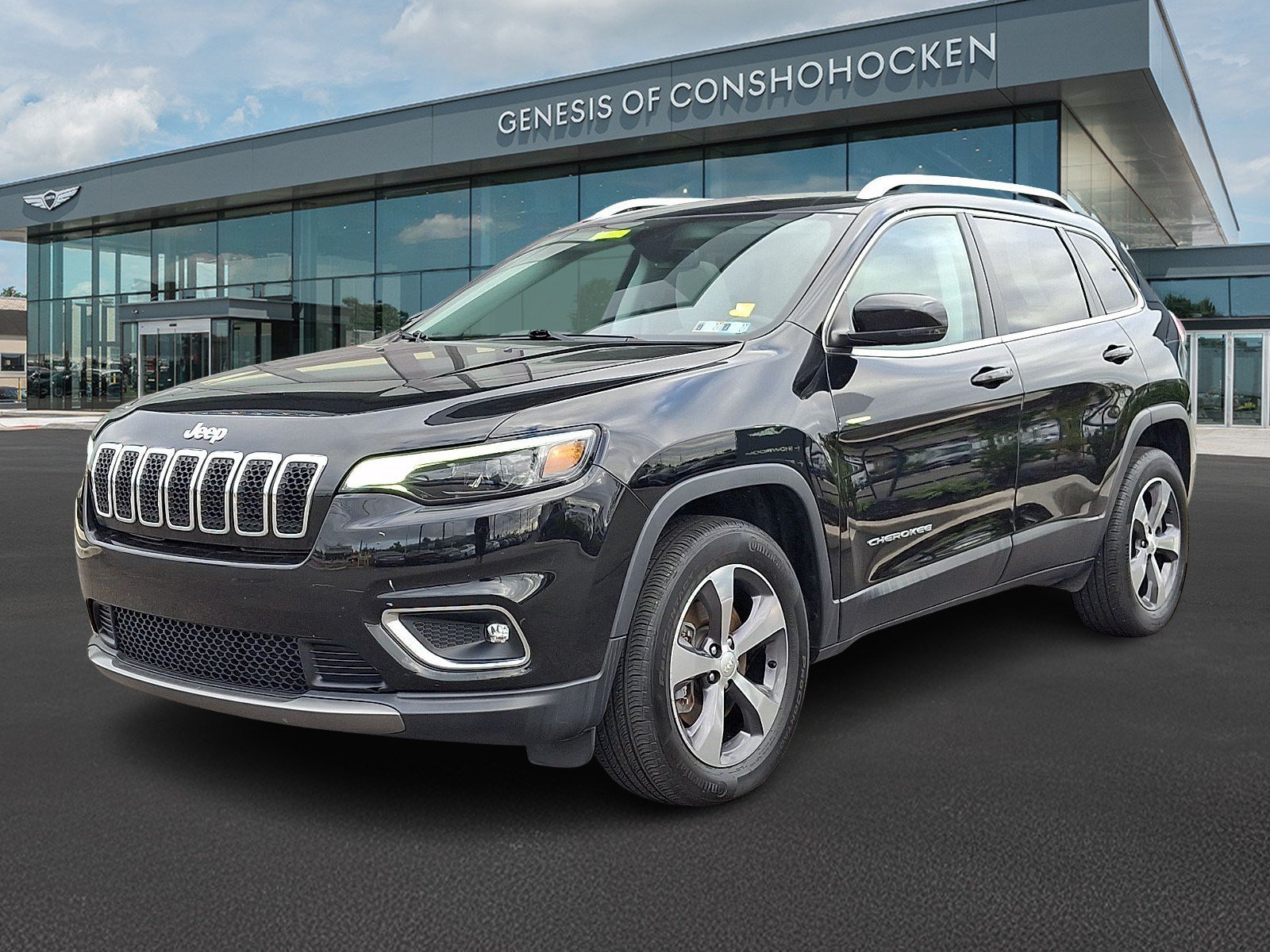 Used 2019 Jeep Cherokee Limited AWD/4WD image 1