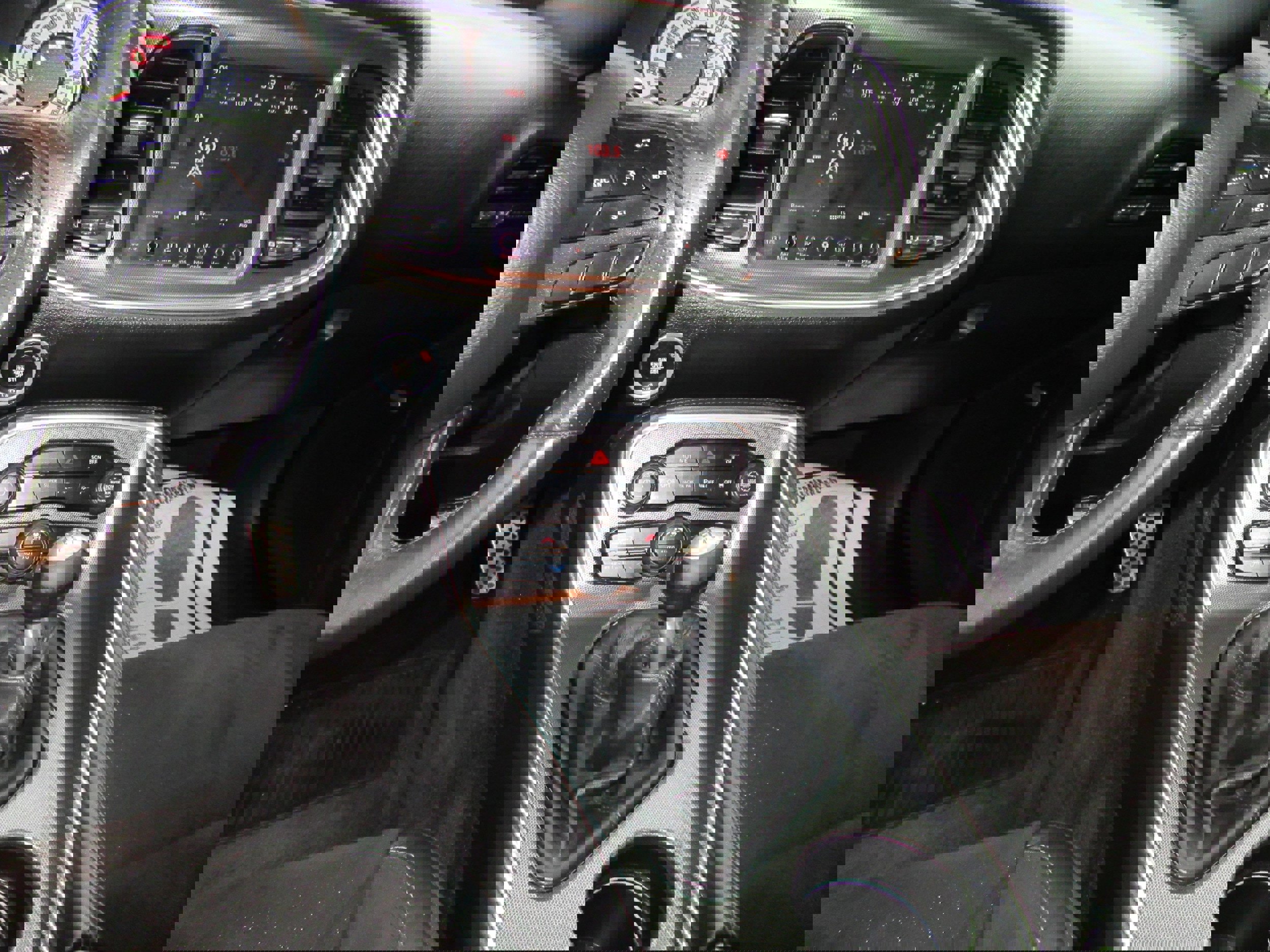 Used 2018 Dodge Challenger T/A image 12