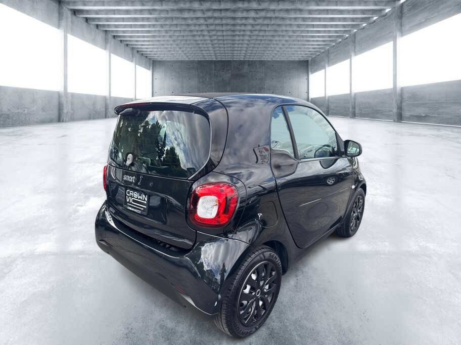 Used 2017 smart fortwo electric drive RWD image 3