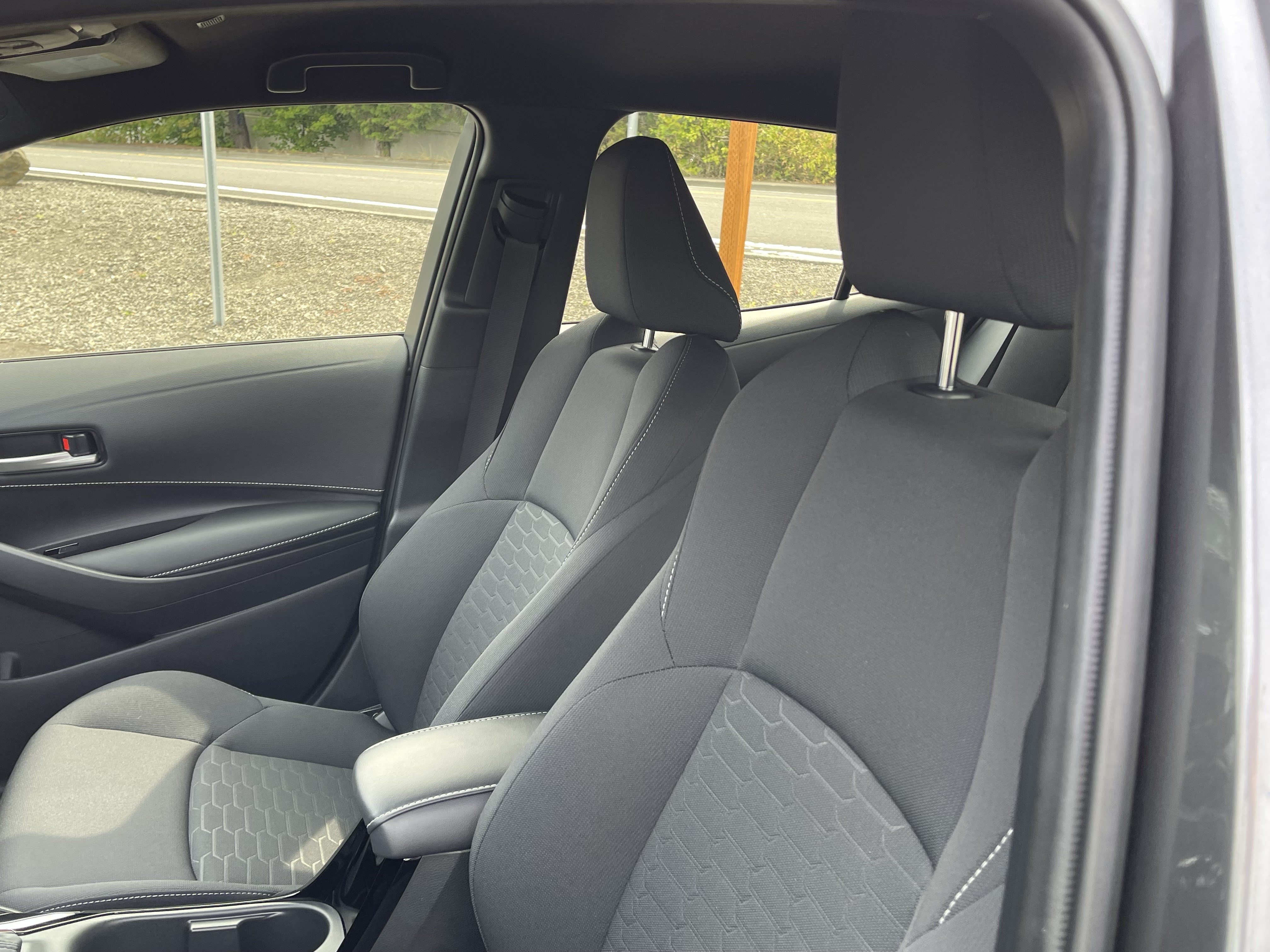 Used 2026 Toyota Corolla SE FWD image 17