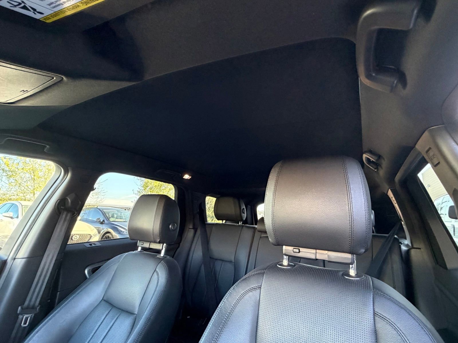 Used 2019 Land Rover Discovery Sport HSE image 23