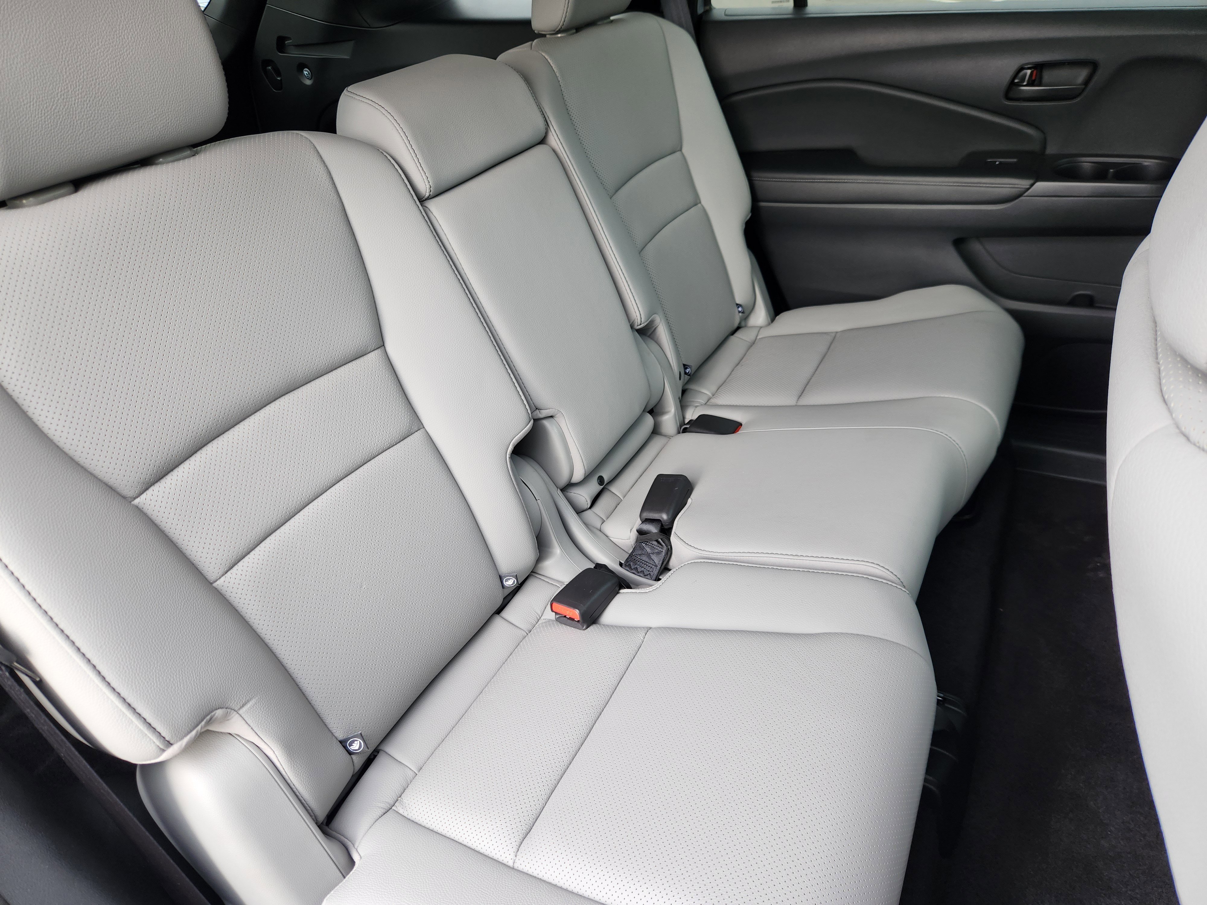 Certified 2025 Honda Passport EX-L image 15