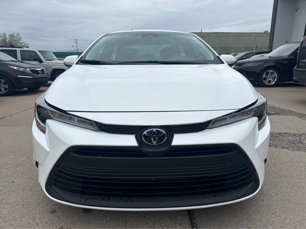 Used 2023 Toyota Corolla LE FWD image 13