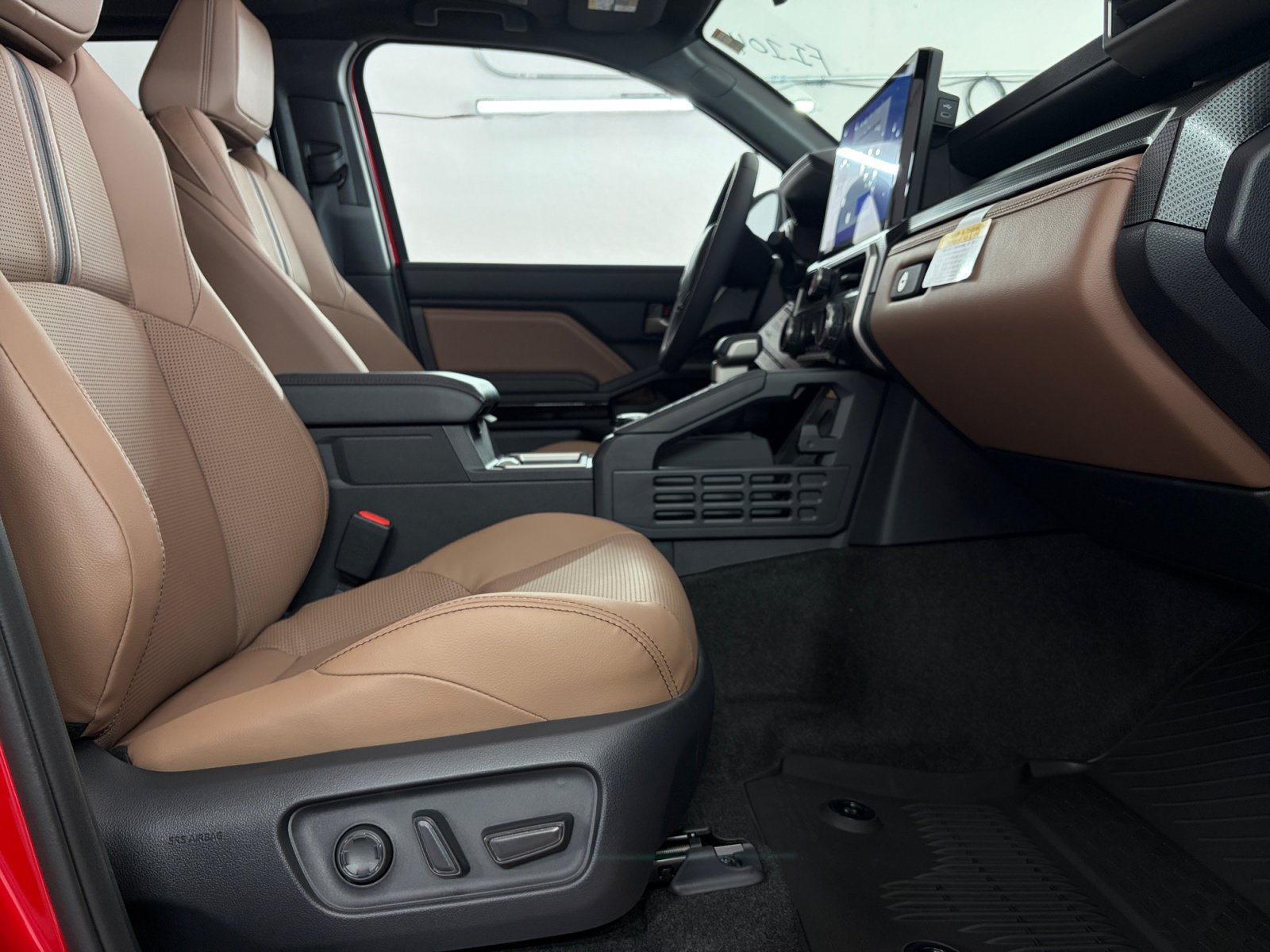 New 2026 Toyota 4Runner Limited AWD/4WD image 19
