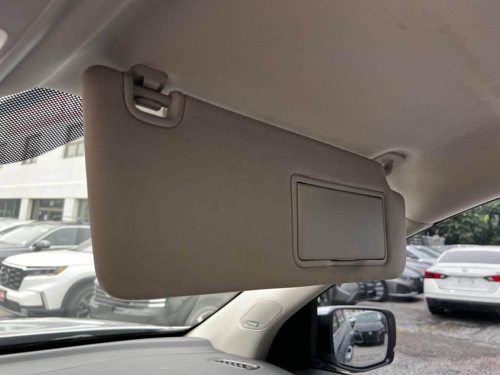 Used 2023 Honda Pilot Elite image 36
