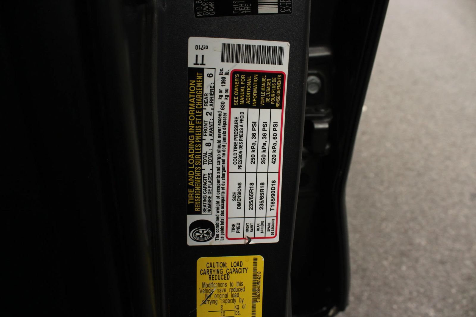 Used 2021 Toyota Highlander LE AWD/4WD image 39