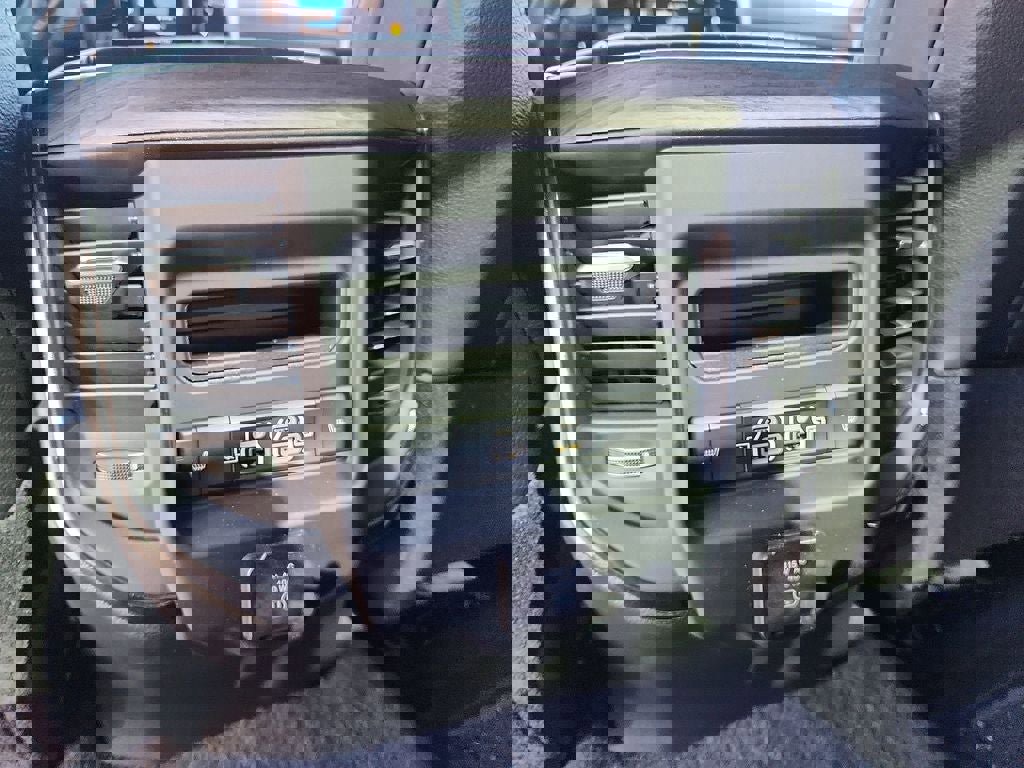 Used 2026 RAM 3500 Limited image 20