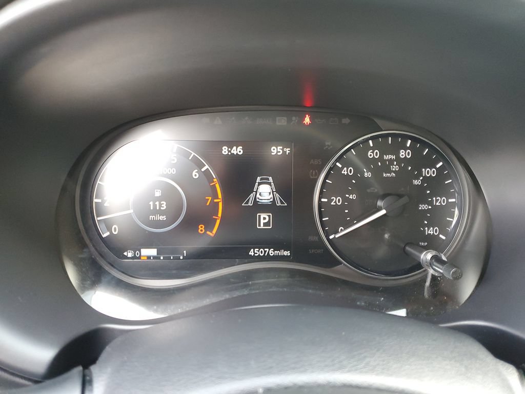 Certified 2023 Nissan Kicks SR w/ SR Premium Package FWD image 29
