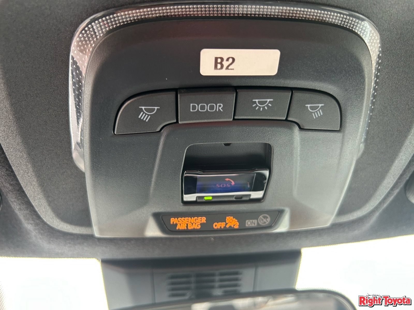 New 2026 Toyota Corolla SE w/ Carpet Mat Package (TMS) FWD image 26