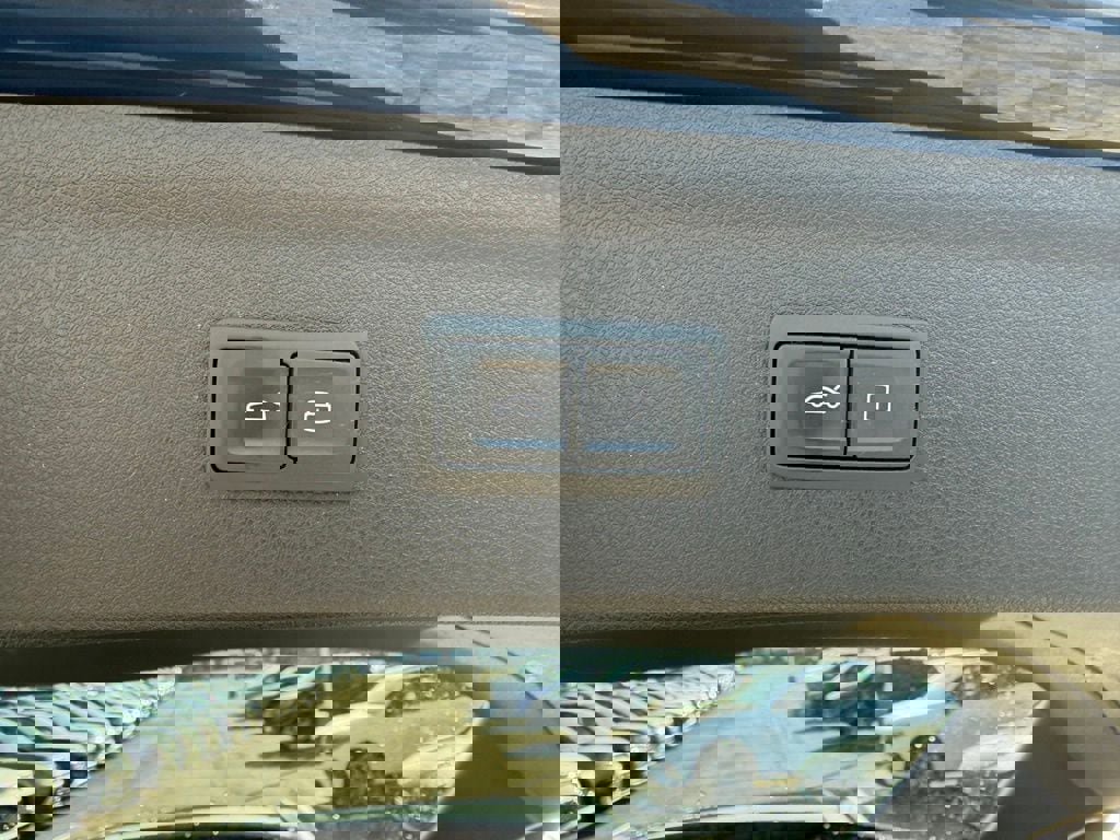 Used 2018 Audi Q3 2.0T Premium Plus w/ Premium Plus Package image 40