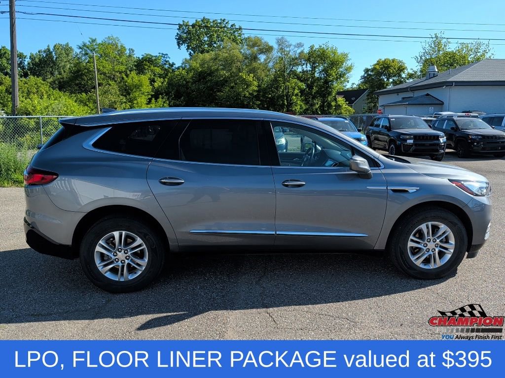 Used 2020 Buick Enclave Essence w/ Sound and Sites Package AWD/4WD image 6