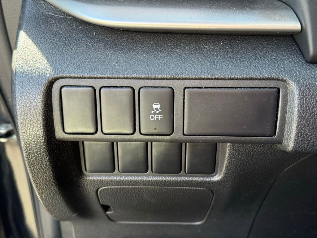 Used 2019 Mitsubishi Eclipse Cross ES image 10