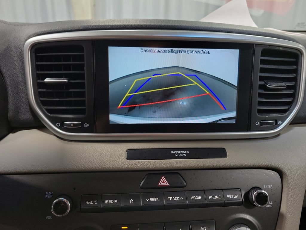 Used 2020 Kia Sportage LX AWD/4WD image 18
