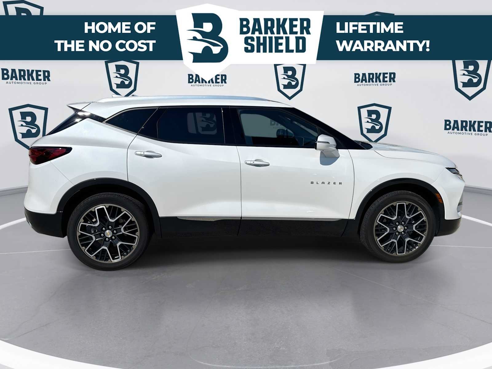 Used 2023 Chevrolet Blazer Premier w/ Driver Confidence II Package AWD/4WD image 10