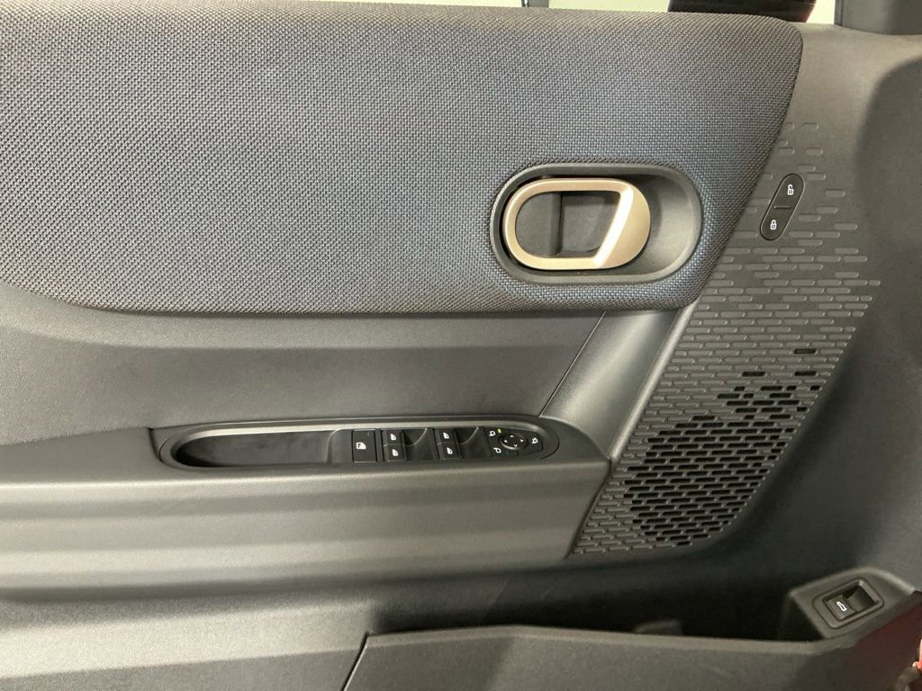 Certified 2025 MINI Cooper S FWD image 19
