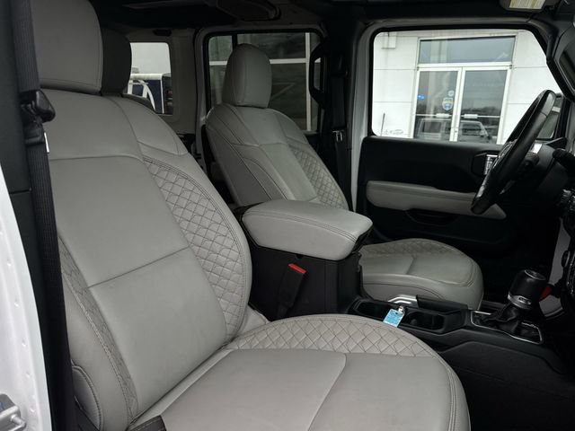 Used 2022 Jeep Wrangler Unlimited Sahara image 27