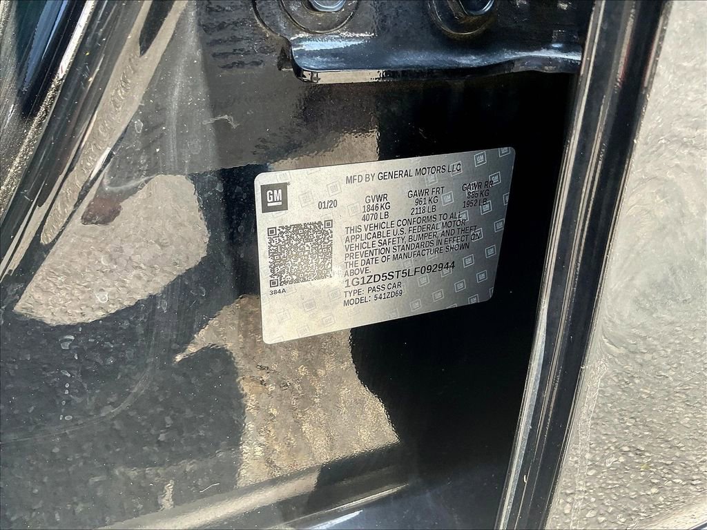 Used 2020 Chevrolet Malibu LT FWD image 19