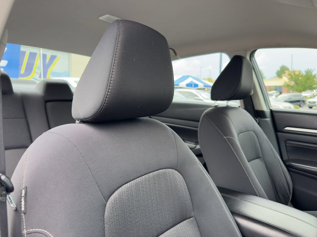 Used 2021 Nissan Altima 2.5 SV FWD image 14