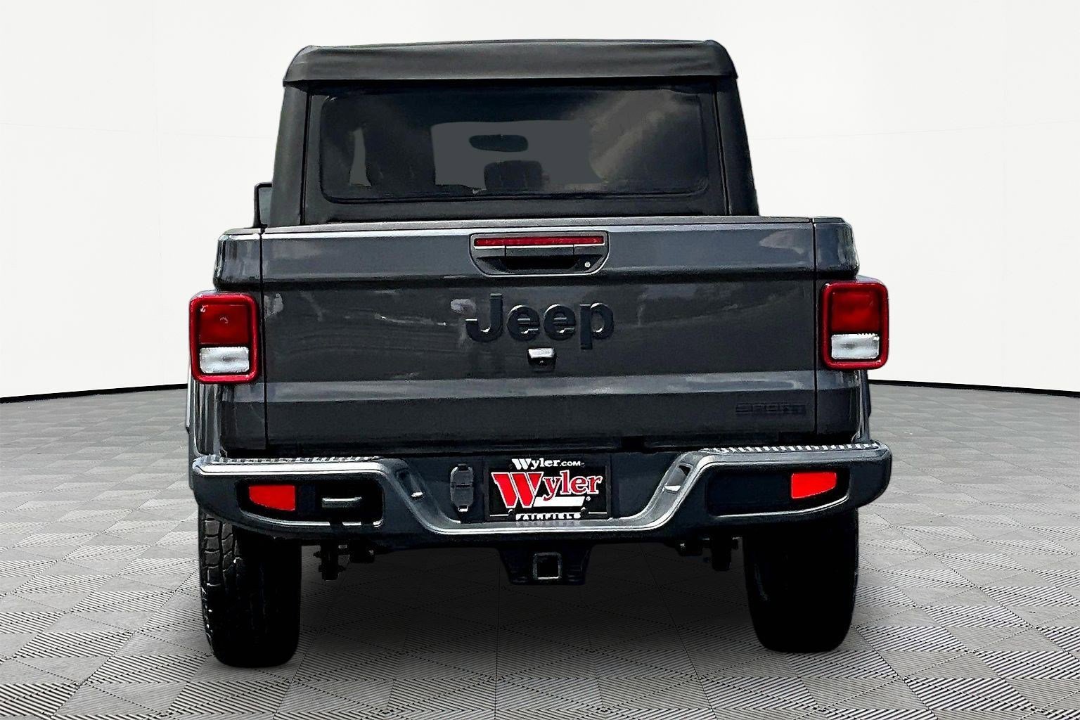 Used 2021 Jeep Gladiator Sport AWD/4WD image 5