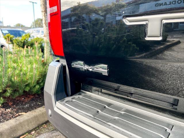 Certified 2025 Toyota Tacoma SR image 10