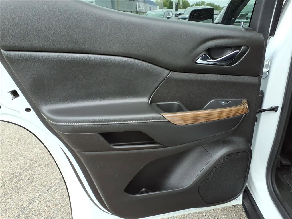 Certified 2023 GMC Acadia SLE w/ Driver Convenience Package image 23