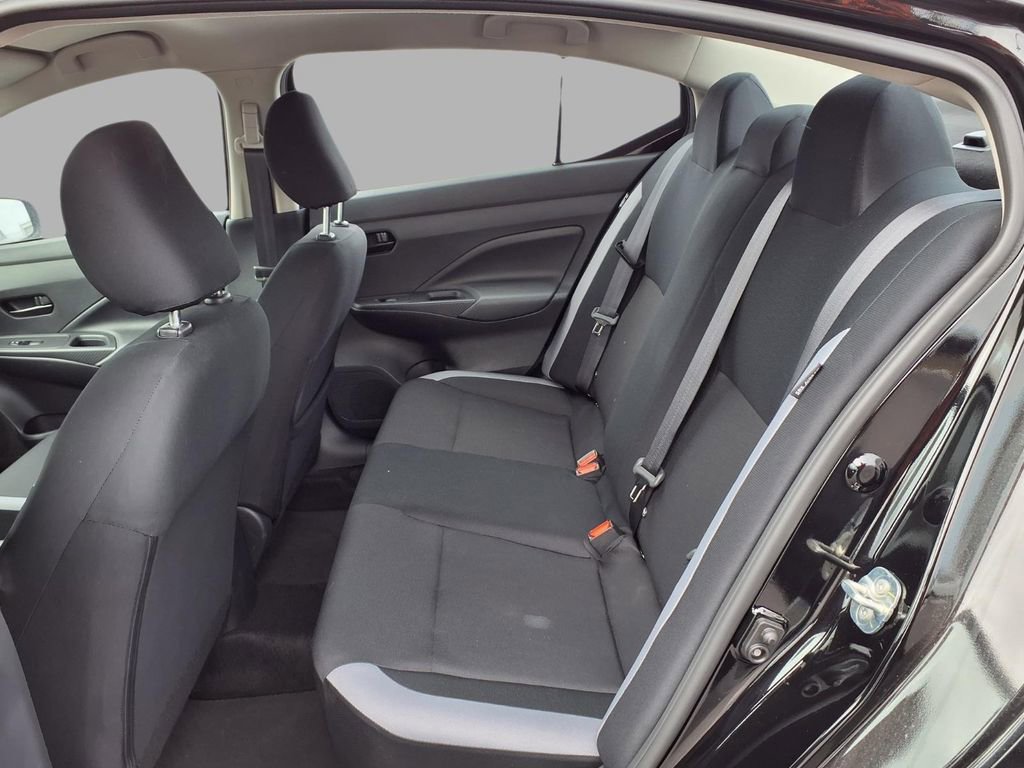 Used 2025 Nissan Versa S w/ Trunk Package image 22