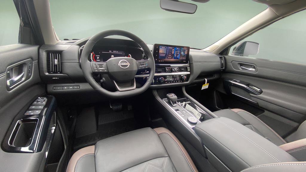 New 2026 Nissan Pathfinder Platinum w/ Cargo Package AWD/4WD image 19