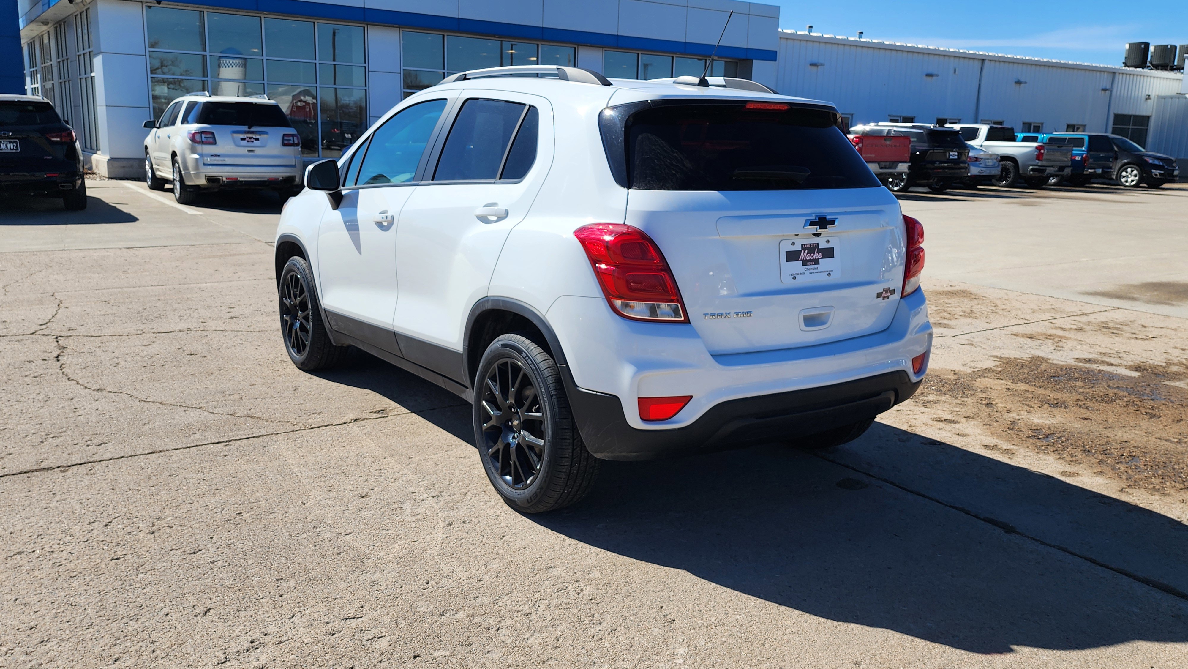 Used 2022 Chevrolet Trax LT w/ Sport Edition image 7