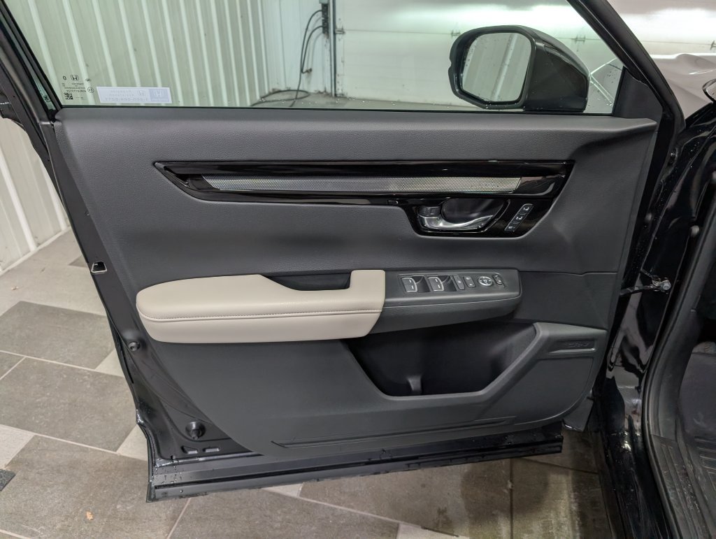 Used 2026 Honda CR-V EX-L image 13