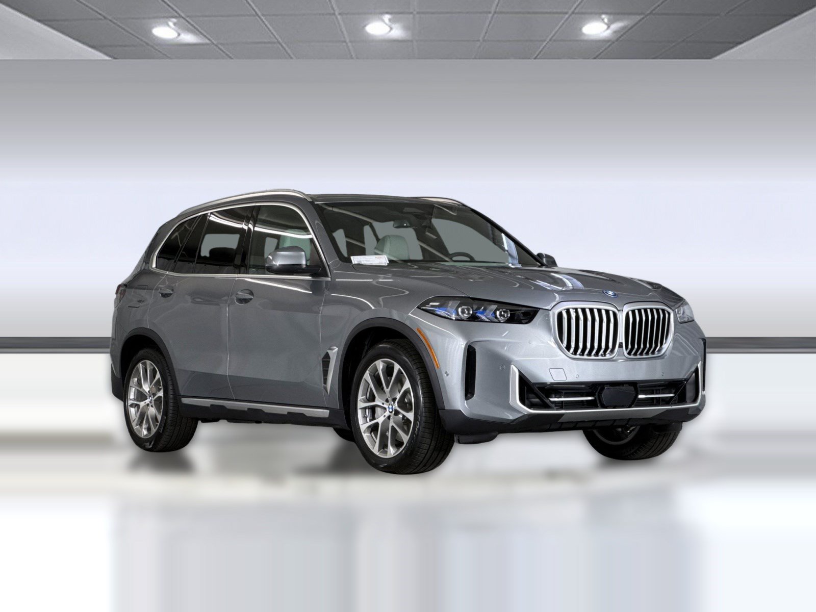 Used 2026 BMW X5 xDrive50e w/ Parking Assistance Package AWD/4WD image 7