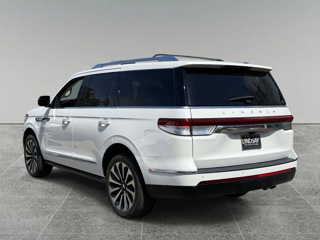 Used 2023 Lincoln Navigator Reserve AWD/4WD image 12