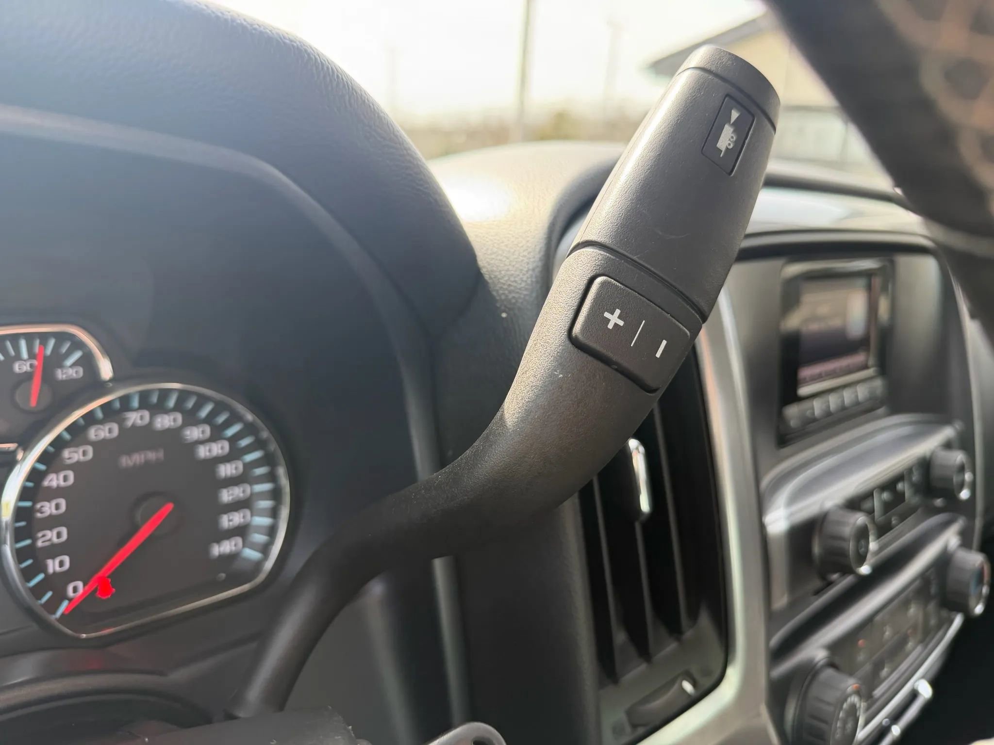 Used 2015 Chevrolet Silverado 2500 LT image 25