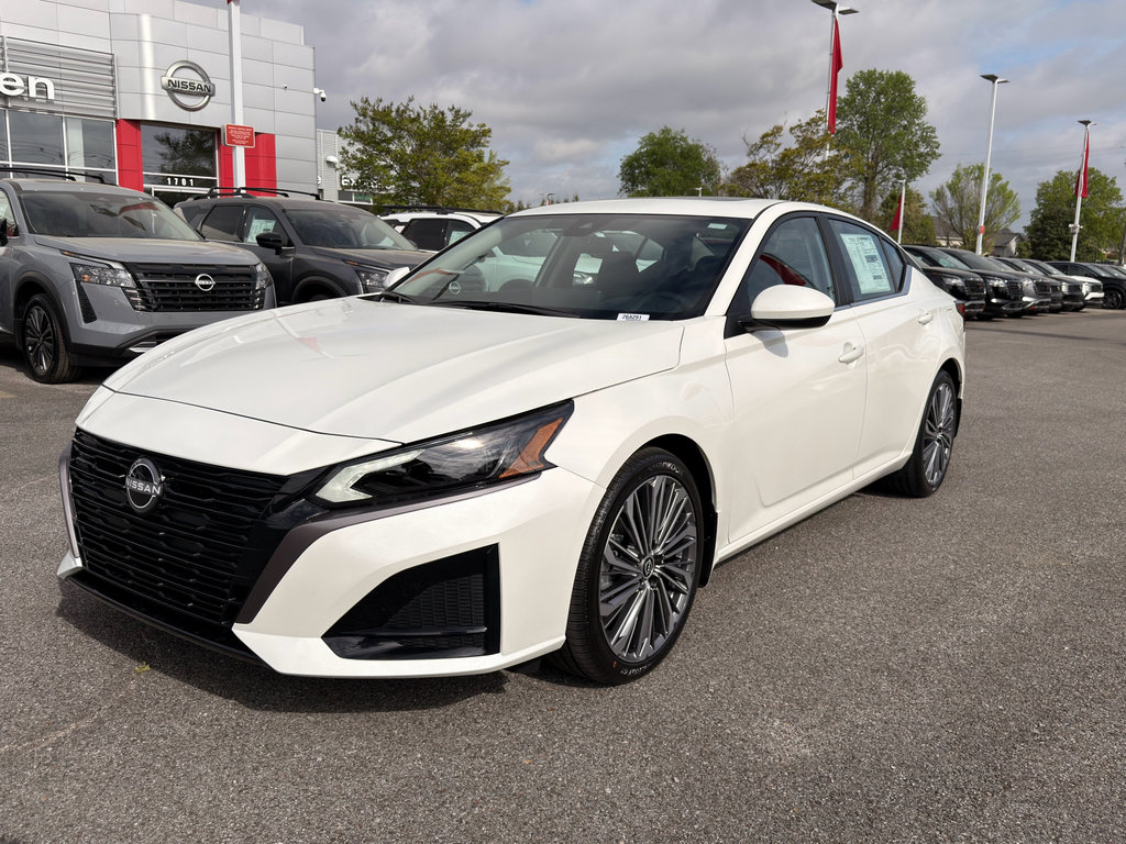New 2026 Nissan Altima 2.5 SV FWD image 8